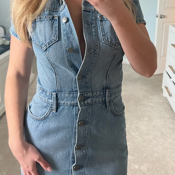 GRLFRND Light Blue Denim dress short sleeve Nashville Texas Dallas jean dress - Picture 6 of 10